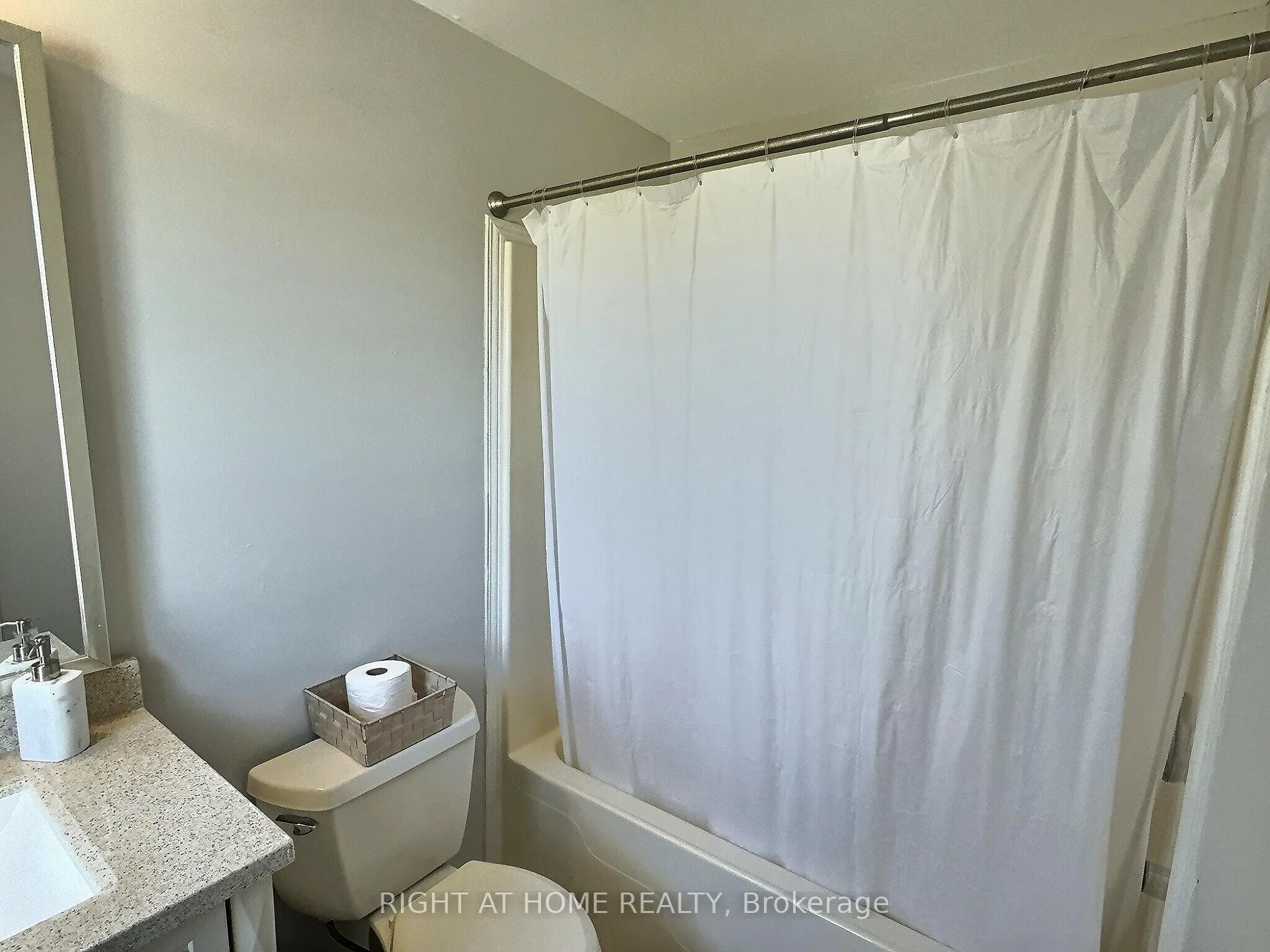 Photo 12 of 385 Havendale Crescent, Waterloo — HOMEH