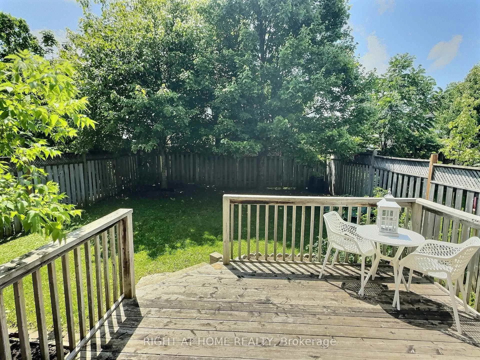 Photo 23 of 385 Havendale Crescent, Waterloo — HOMEH