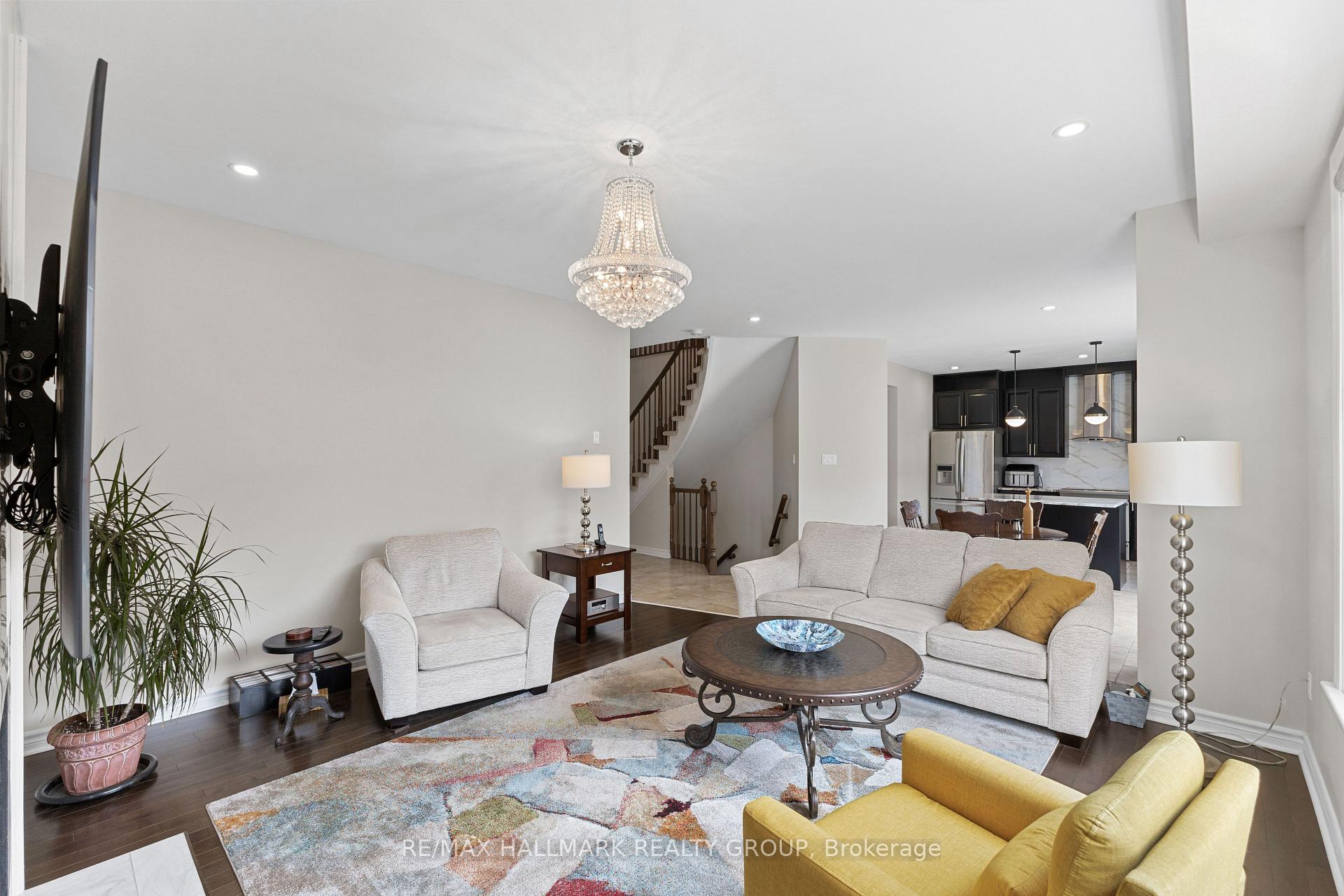 Photo 15 of 112 Gracewood Crescent, Ottawa, Blossom Park/Kemp Park/Findlay Creek — HOMEH