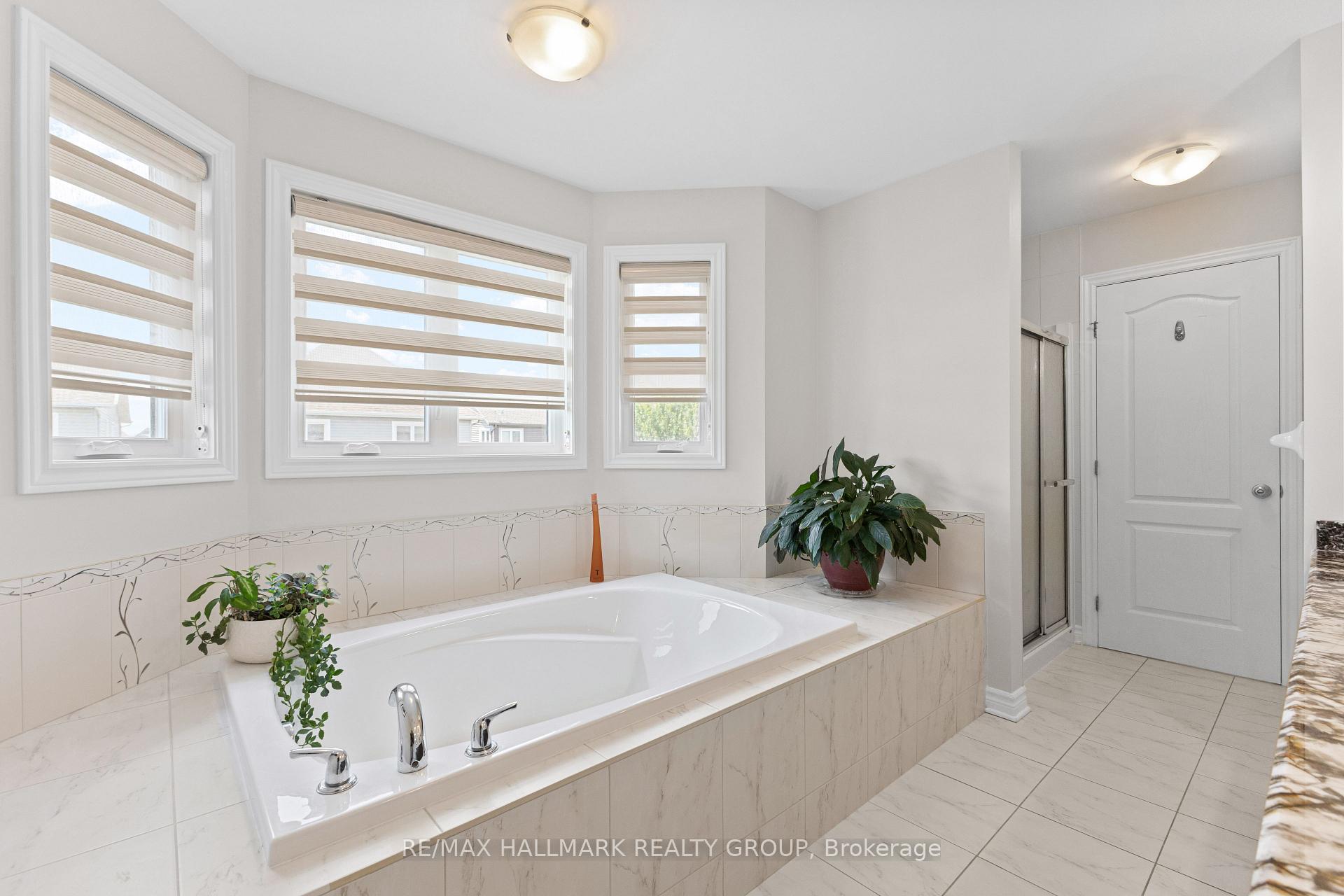 Photo 34 of 112 Gracewood Crescent, Ottawa, Blossom Park/Kemp Park/Findlay Creek — HOMEH