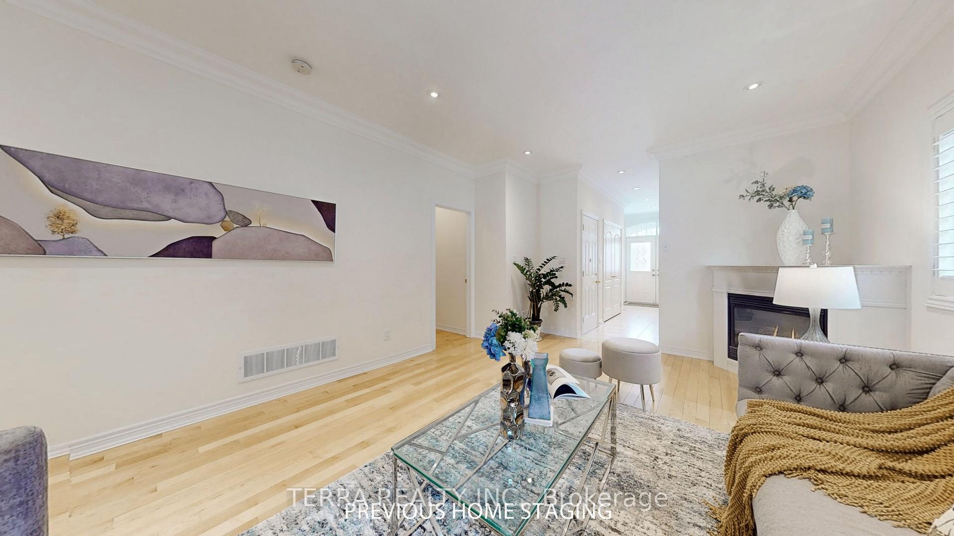Photo 10 of 19 Isaiah Drive, Vaughan, Vellore Village — HOMEH