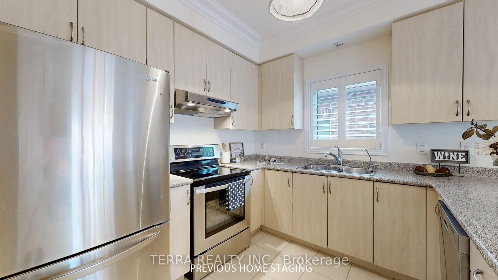 Photo 14 of 19 Isaiah Drive, Vaughan, Vellore Village — HOMEH