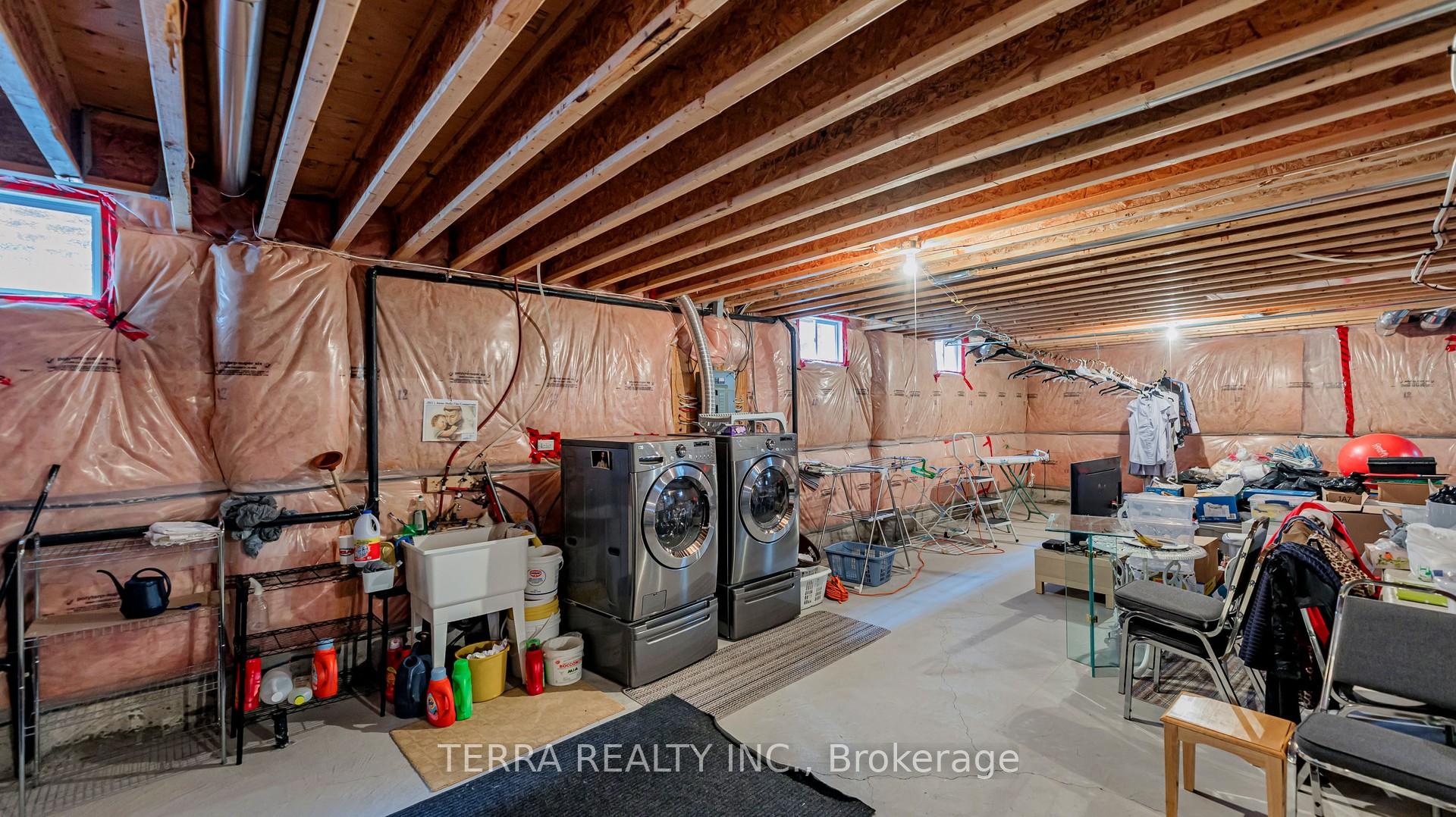 Photo 38 of 19 Isaiah Drive, Vaughan, Vellore Village — HOMEH