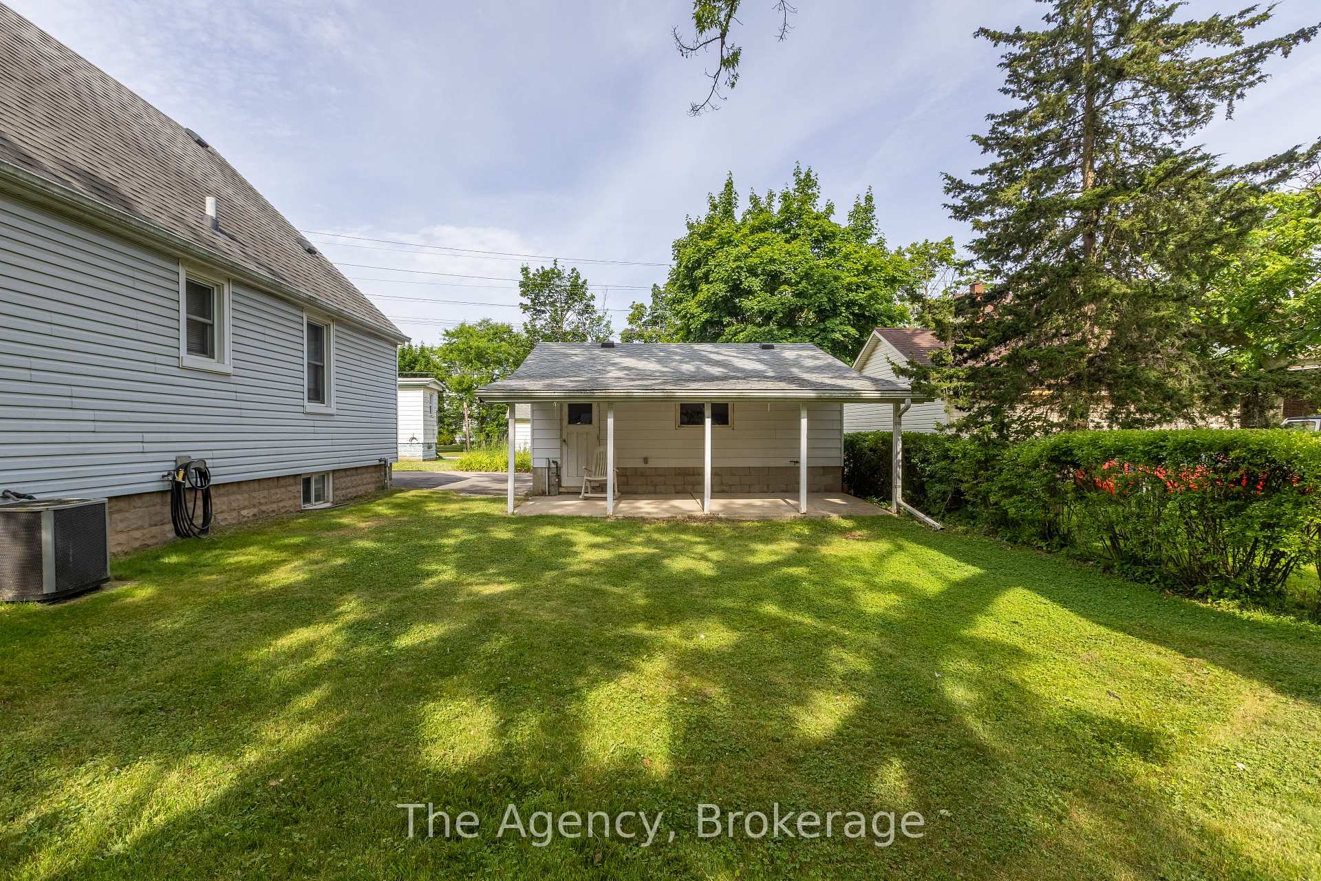 Photo 10 of 168 Thorold Road, Welland, N. Welland — HOMEH