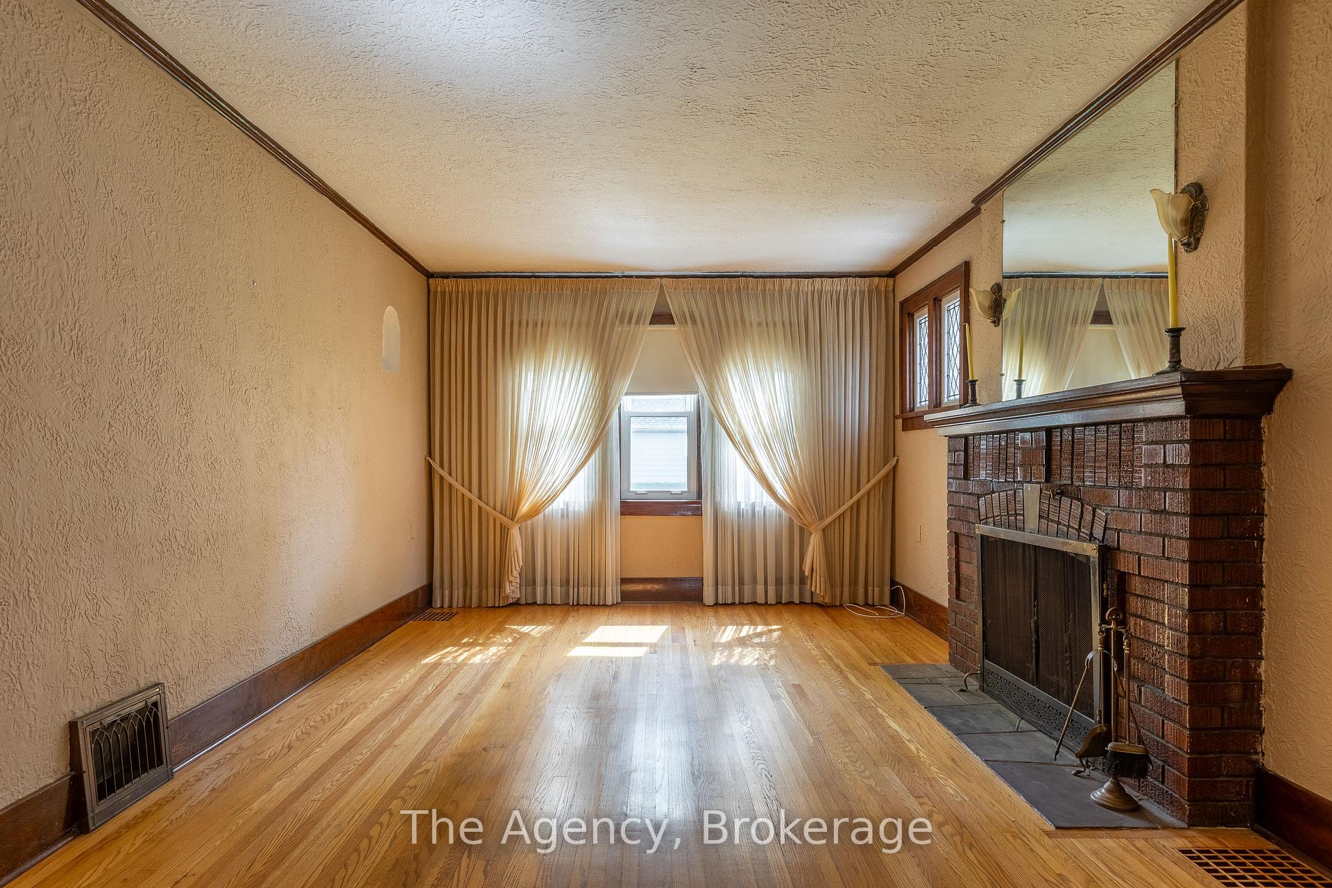 Photo 15 of 168 Thorold Road, Welland, N. Welland — HOMEH