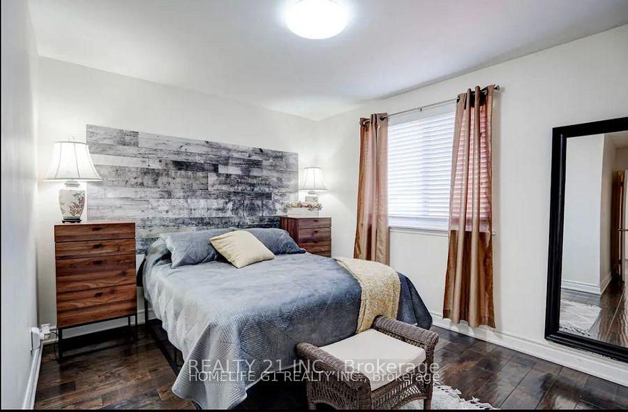 Photo 4 of 13 Billingsgate Crescent, Ajax, South East — HOMEH