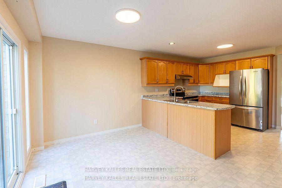Photo 12 of 573 Windjammer Way, Waterloo, Eastbridge — HOMEH