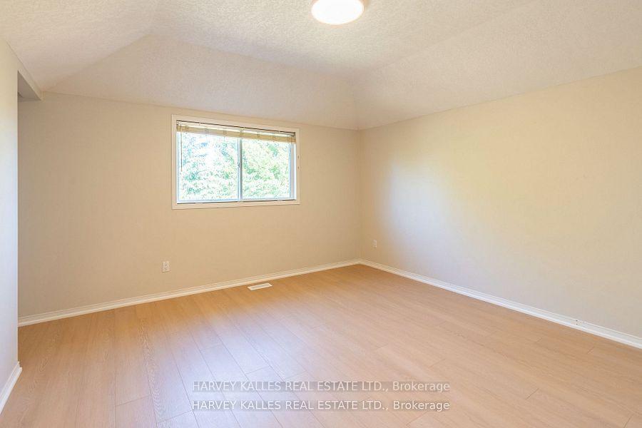 Photo 24 of 573 Windjammer Way, Waterloo, Eastbridge — HOMEH