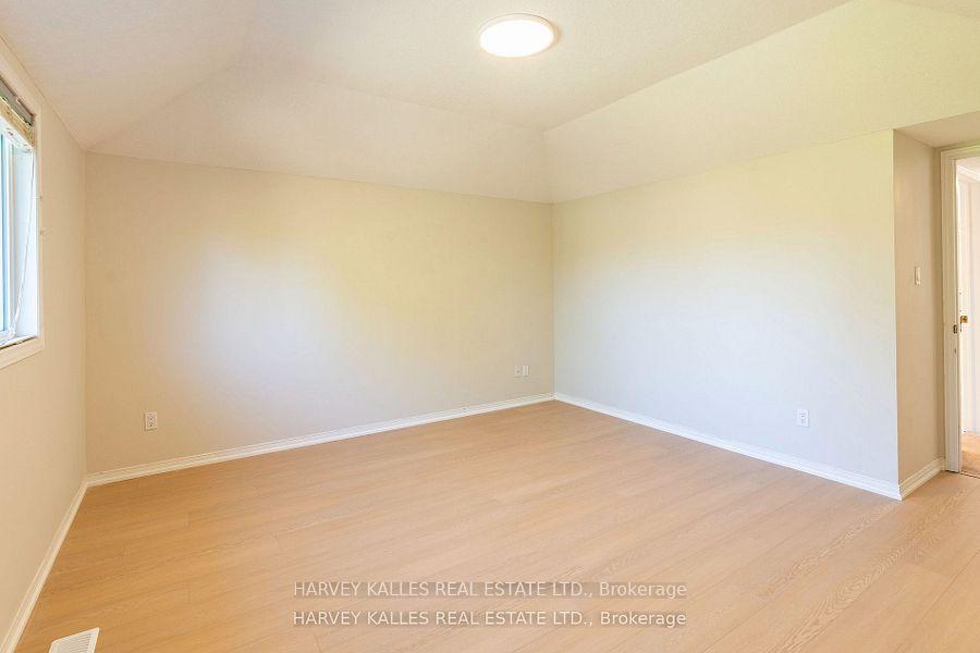 Photo 26 of 573 Windjammer Way, Waterloo, Eastbridge — HOMEH