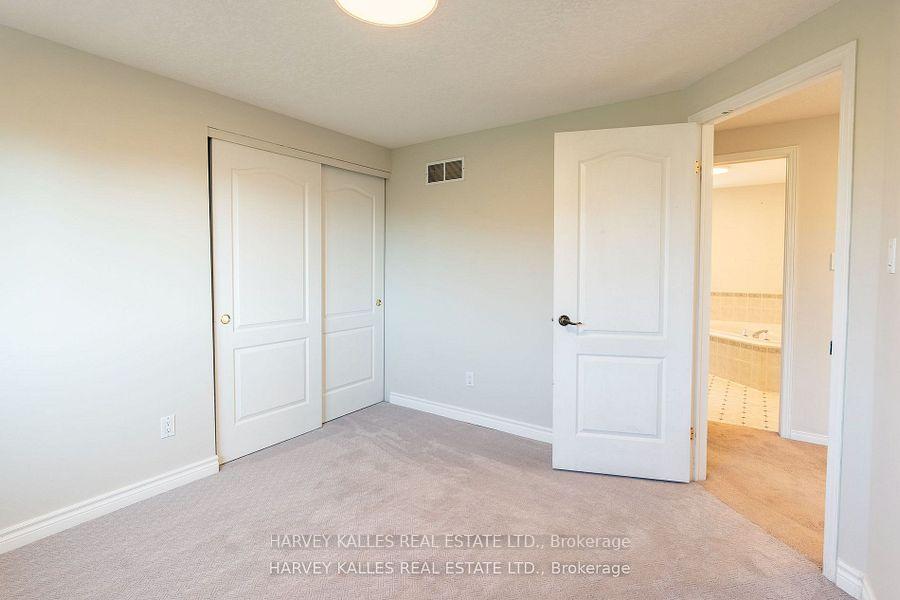 Photo 30 of 573 Windjammer Way, Waterloo, Eastbridge — HOMEH