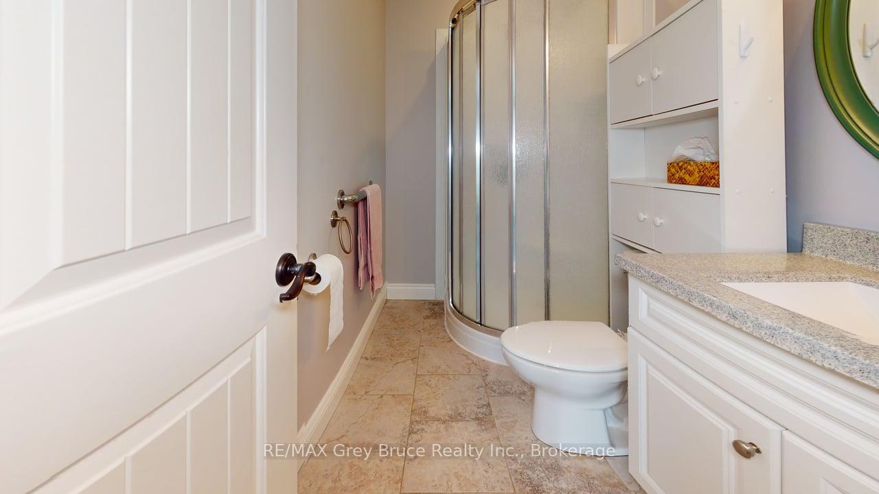 Photo 15 of 206 4th Avenue SW, Arran-Elderslie — HOMEH