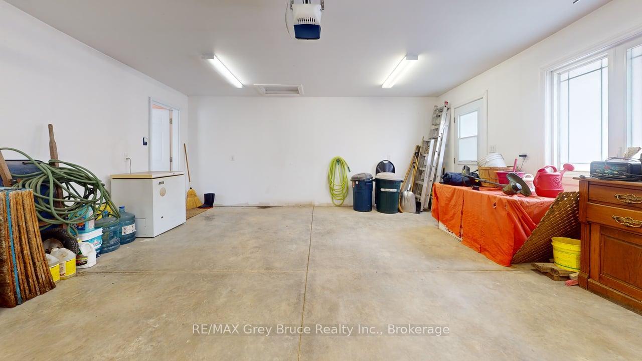 Photo 19 of 206 4th Avenue SW, Arran-Elderslie — HOMEH