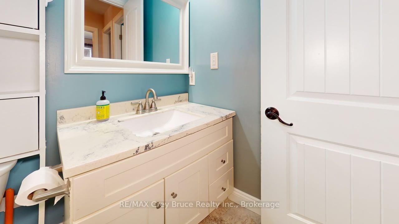 Photo 18 of 206 4th Avenue SW, Arran-Elderslie — HOMEH