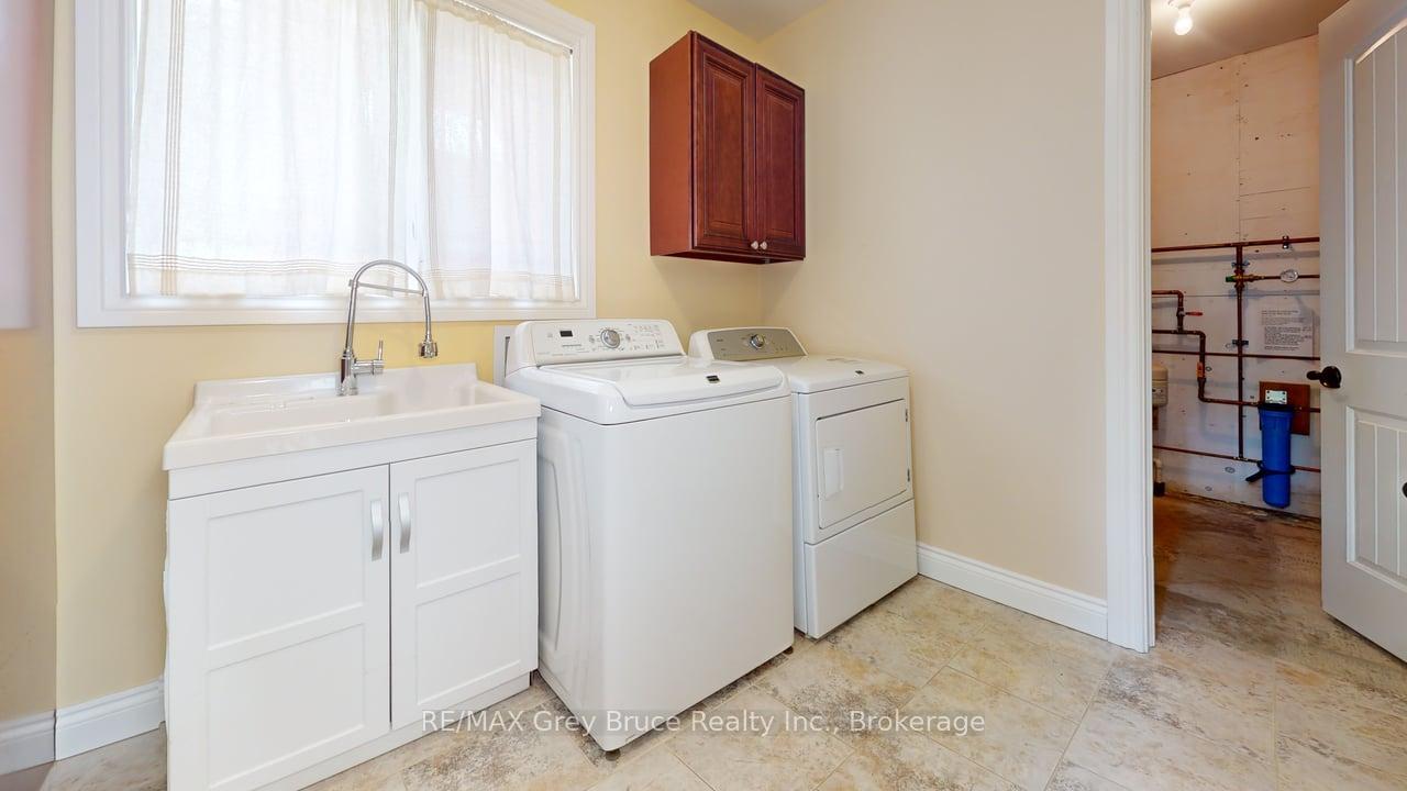 Photo 23 of 206 4th Avenue SW, Arran-Elderslie — HOMEH