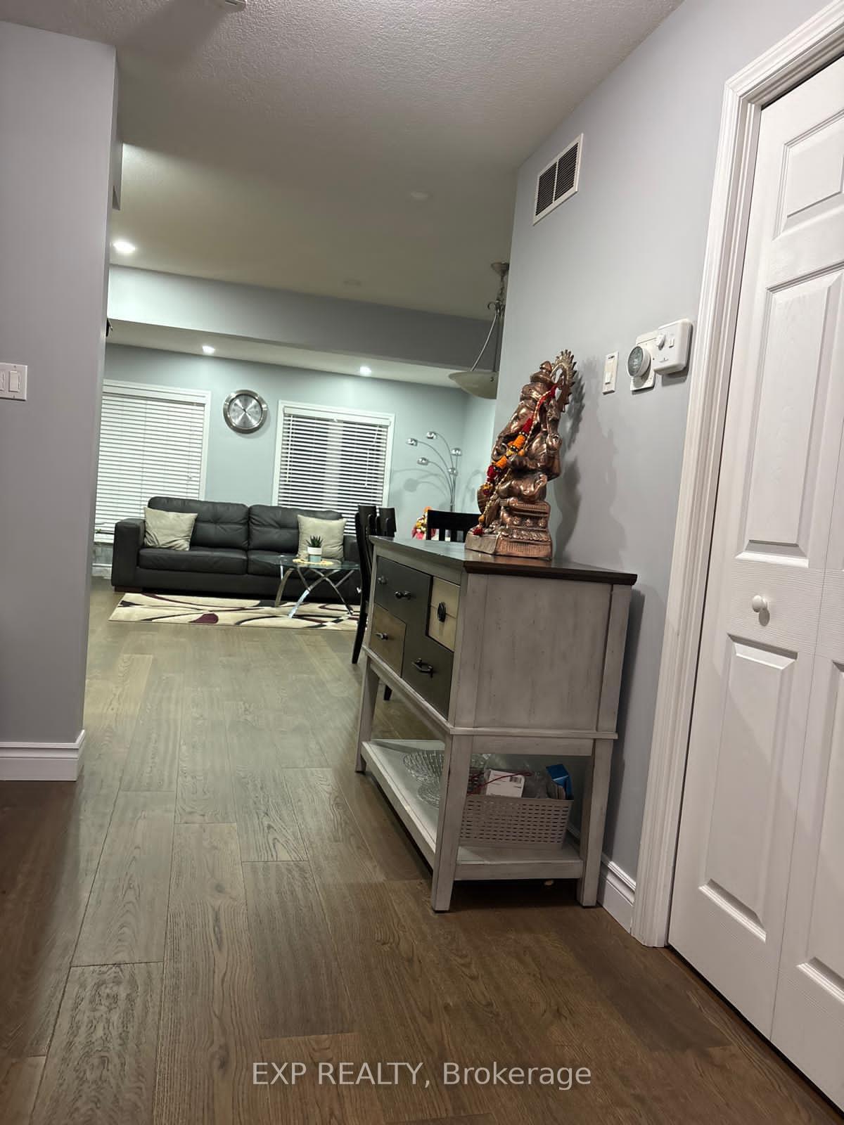 Photo 13 of 564 Woolgrass Avenue, Waterloo — HOMEH