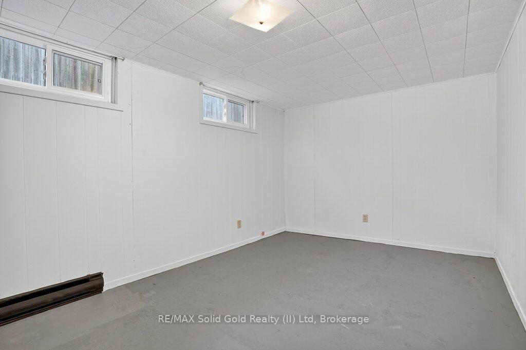 Photo 18 of 266 Grangewood Court, Waterloo — HOMEH