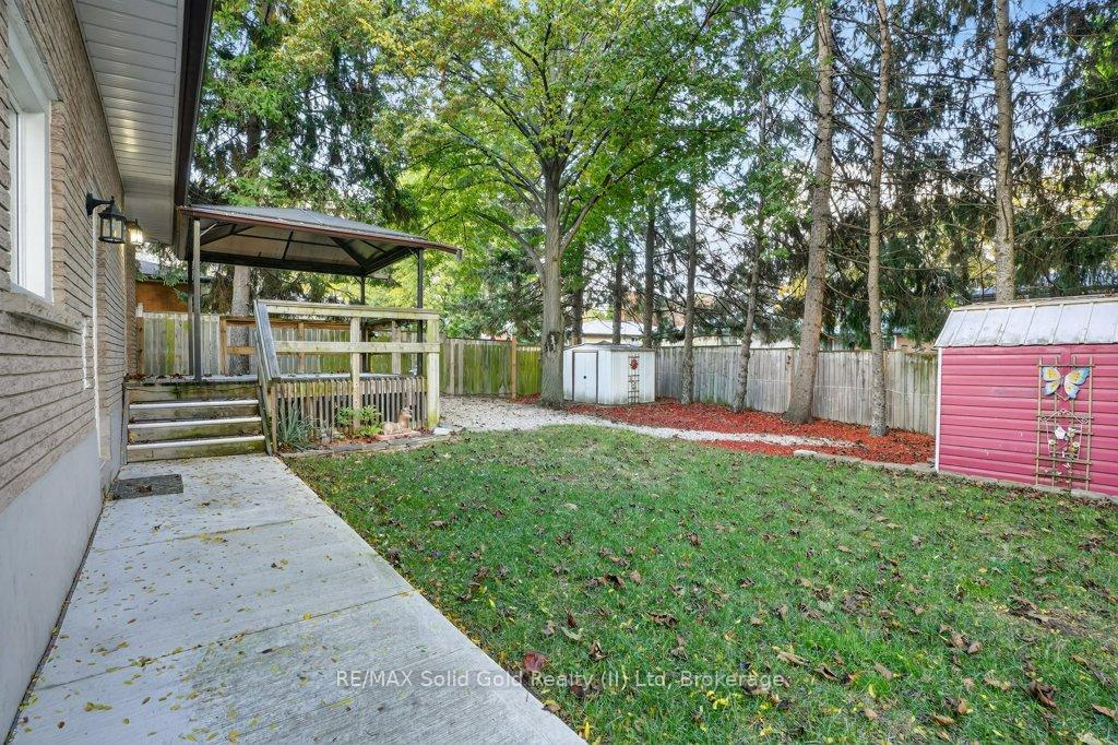 Photo 24 of 266 Grangewood Court, Waterloo — HOMEH