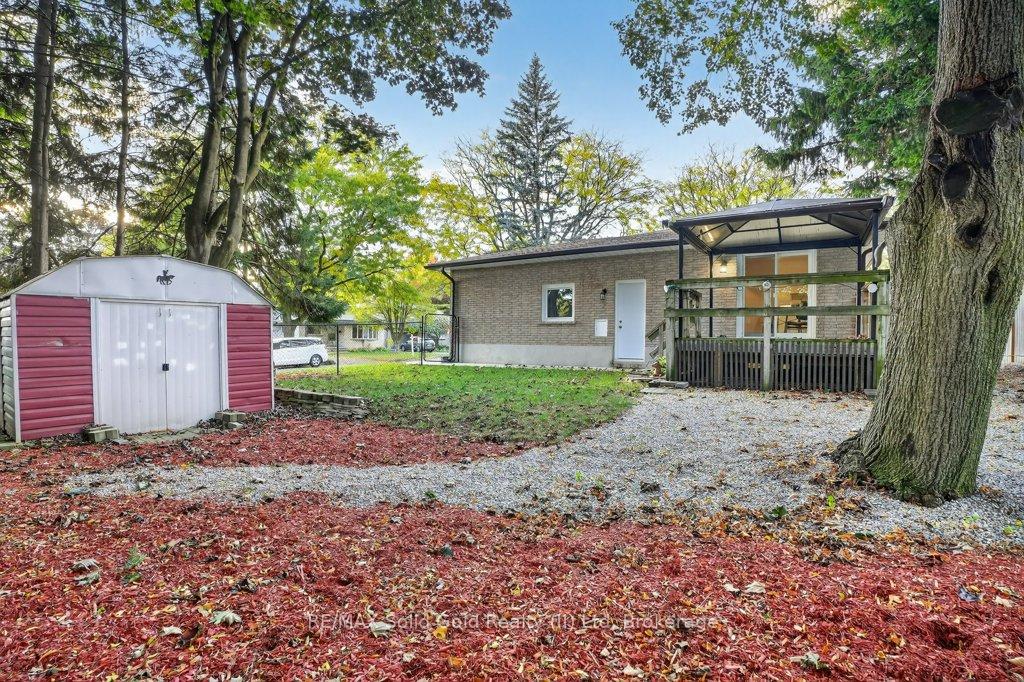 Photo 25 of 266 Grangewood Court, Waterloo — HOMEH