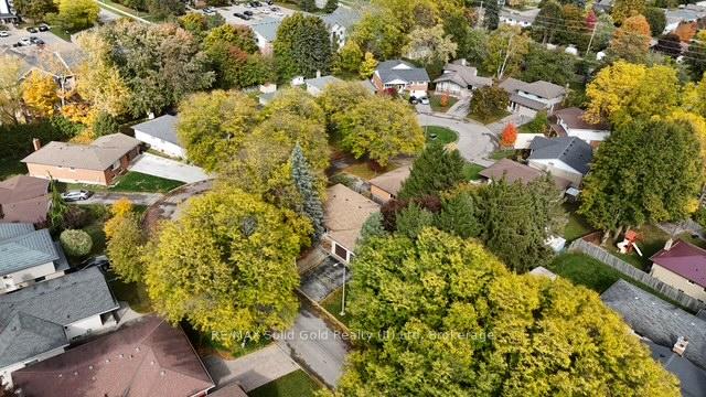 Photo 28 of 266 Grangewood Court, Waterloo — HOMEH