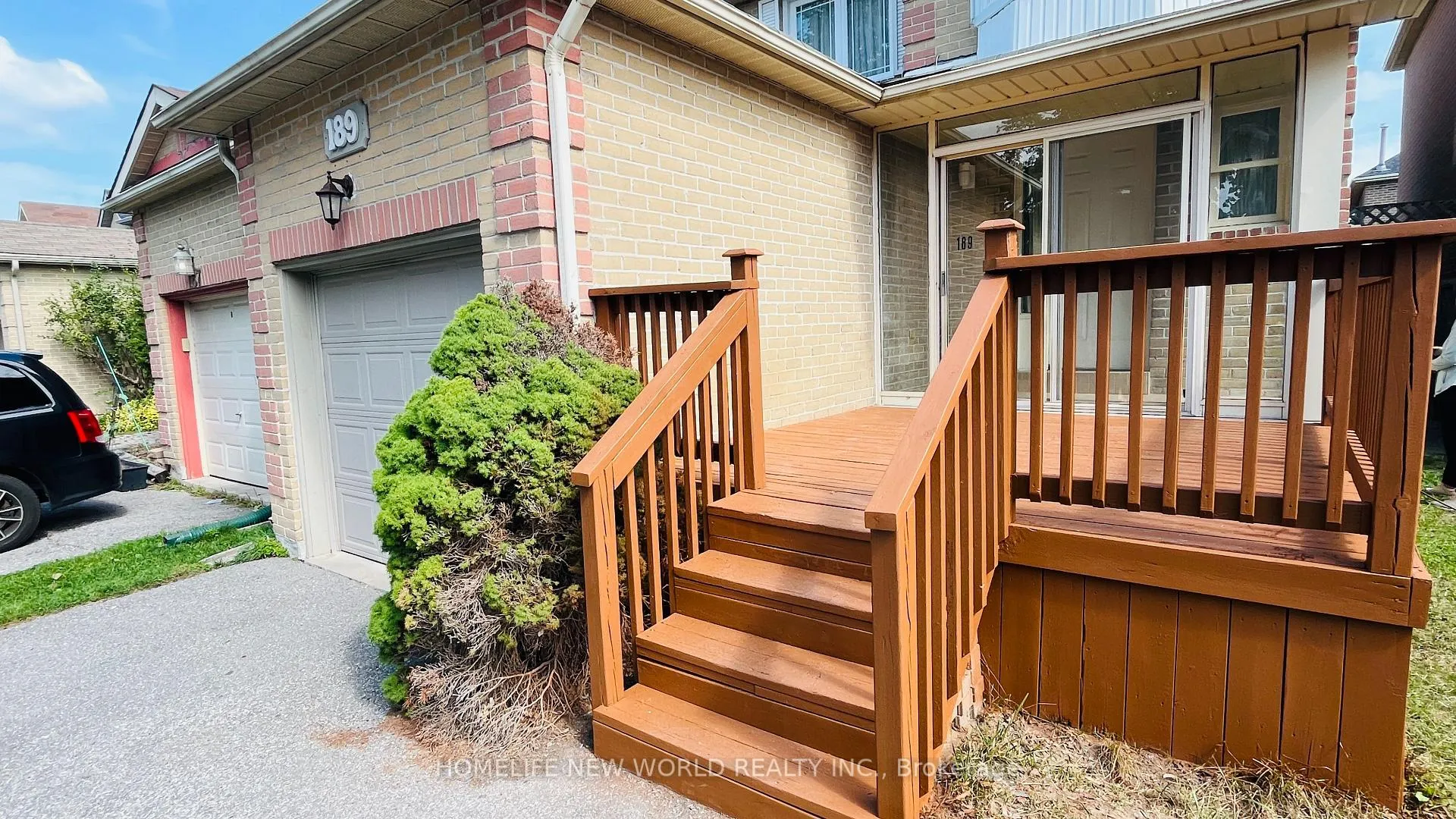 Photo 2 of 189 Gailcrest Circle, Vaughan, Crestwood-Springfarm-Yorkhill — HOMEH
