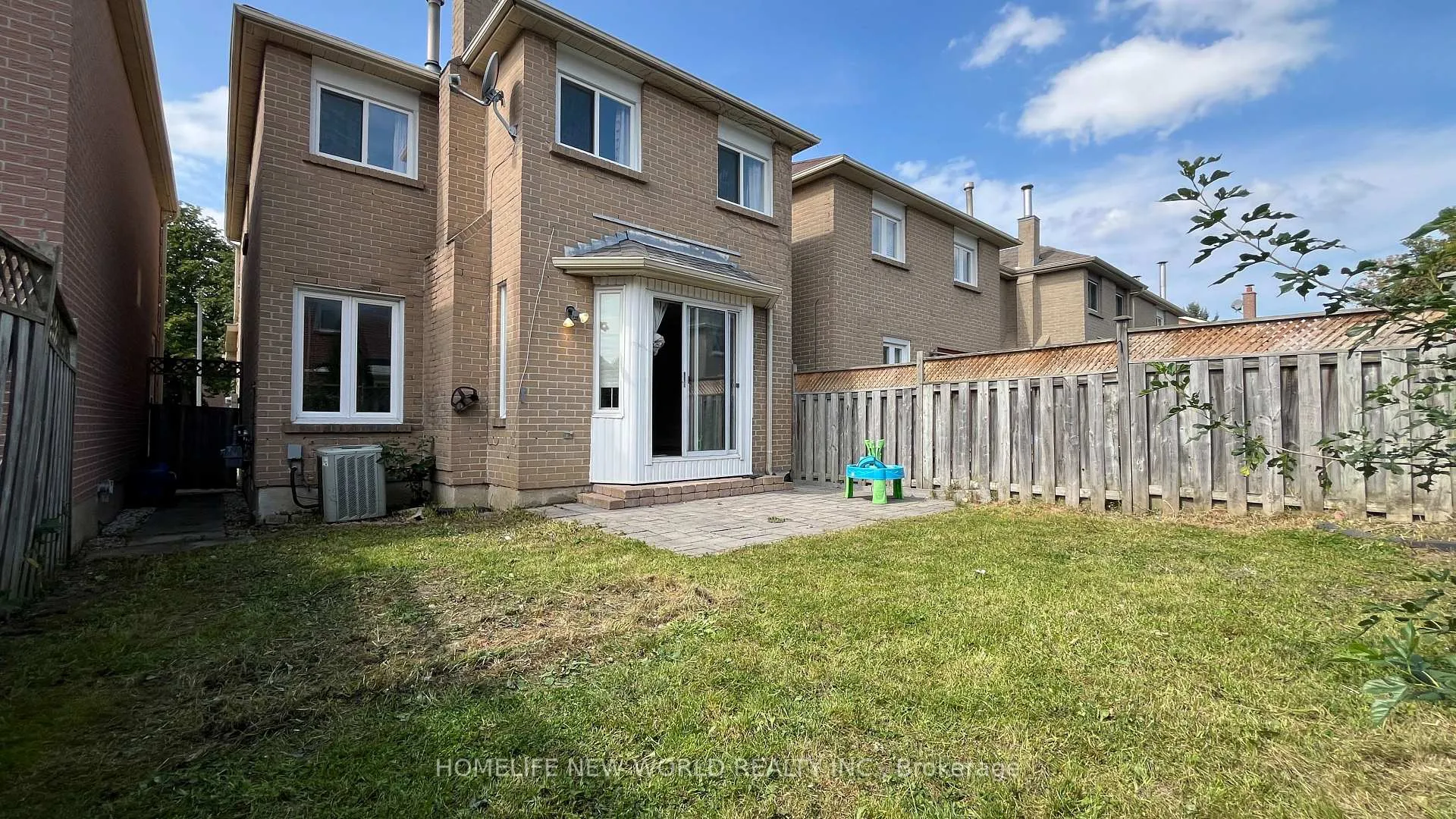 Photo 24 of 189 Gailcrest Circle, Vaughan, Crestwood-Springfarm-Yorkhill — HOMEH