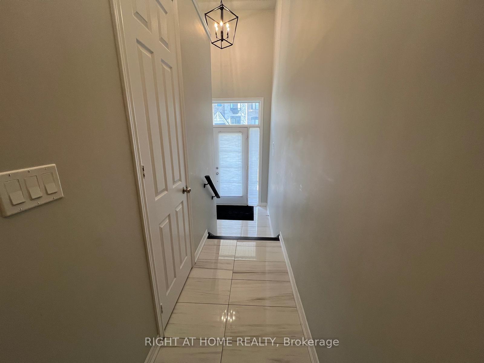 Photo 24 of 26 Sunset Terrace, Vaughan, Vellore Village — HOMEH