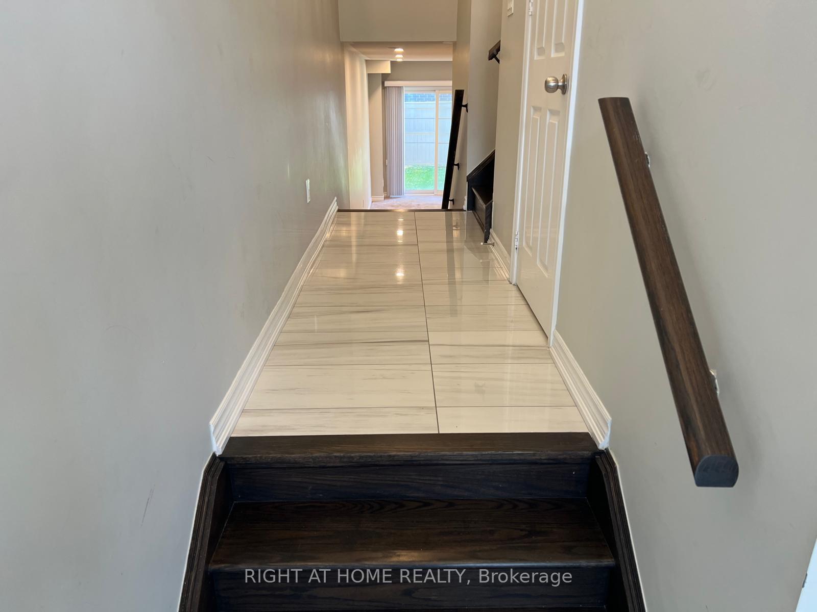 Photo 25 of 26 Sunset Terrace, Vaughan, Vellore Village — HOMEH