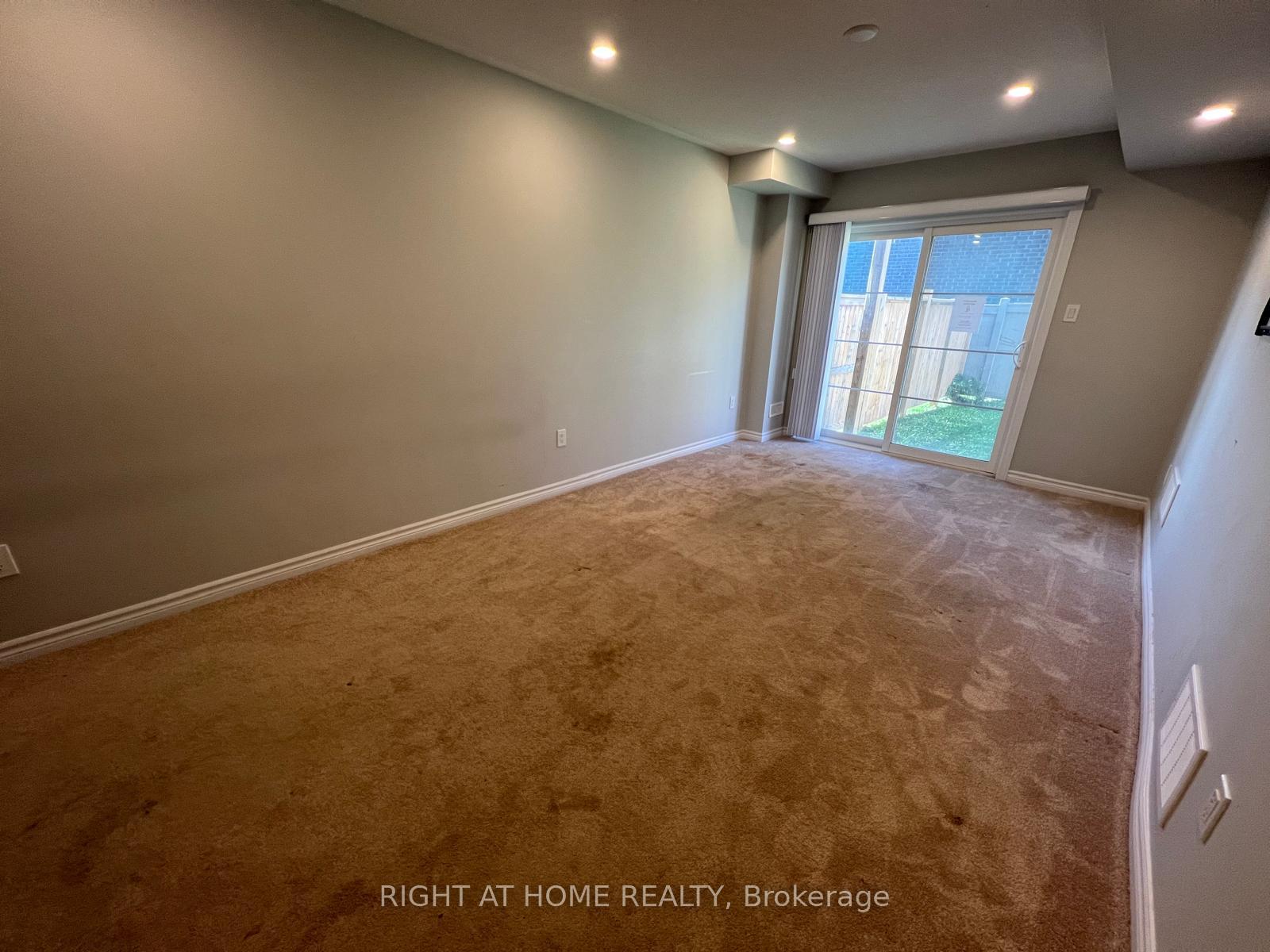 Photo 27 of 26 Sunset Terrace, Vaughan, Vellore Village — HOMEH