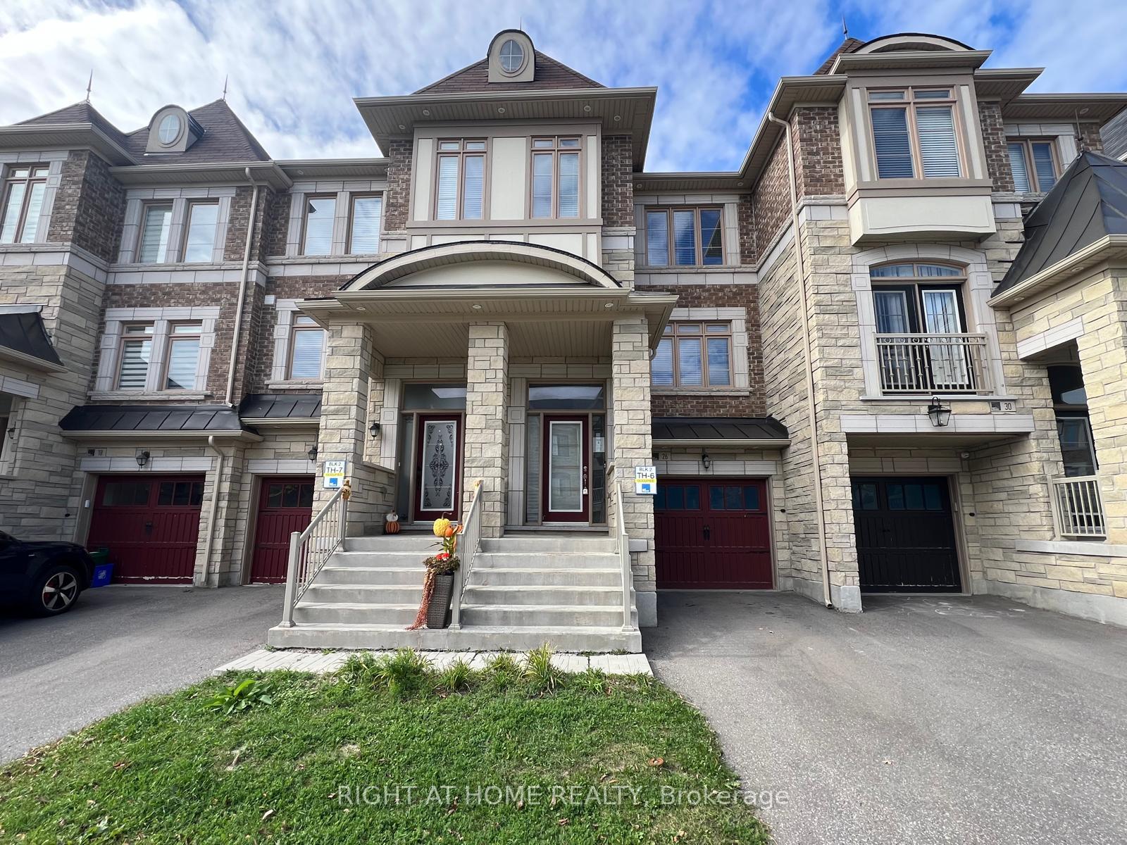 Photo 34 of 26 Sunset Terrace, Vaughan, Vellore Village — HOMEH