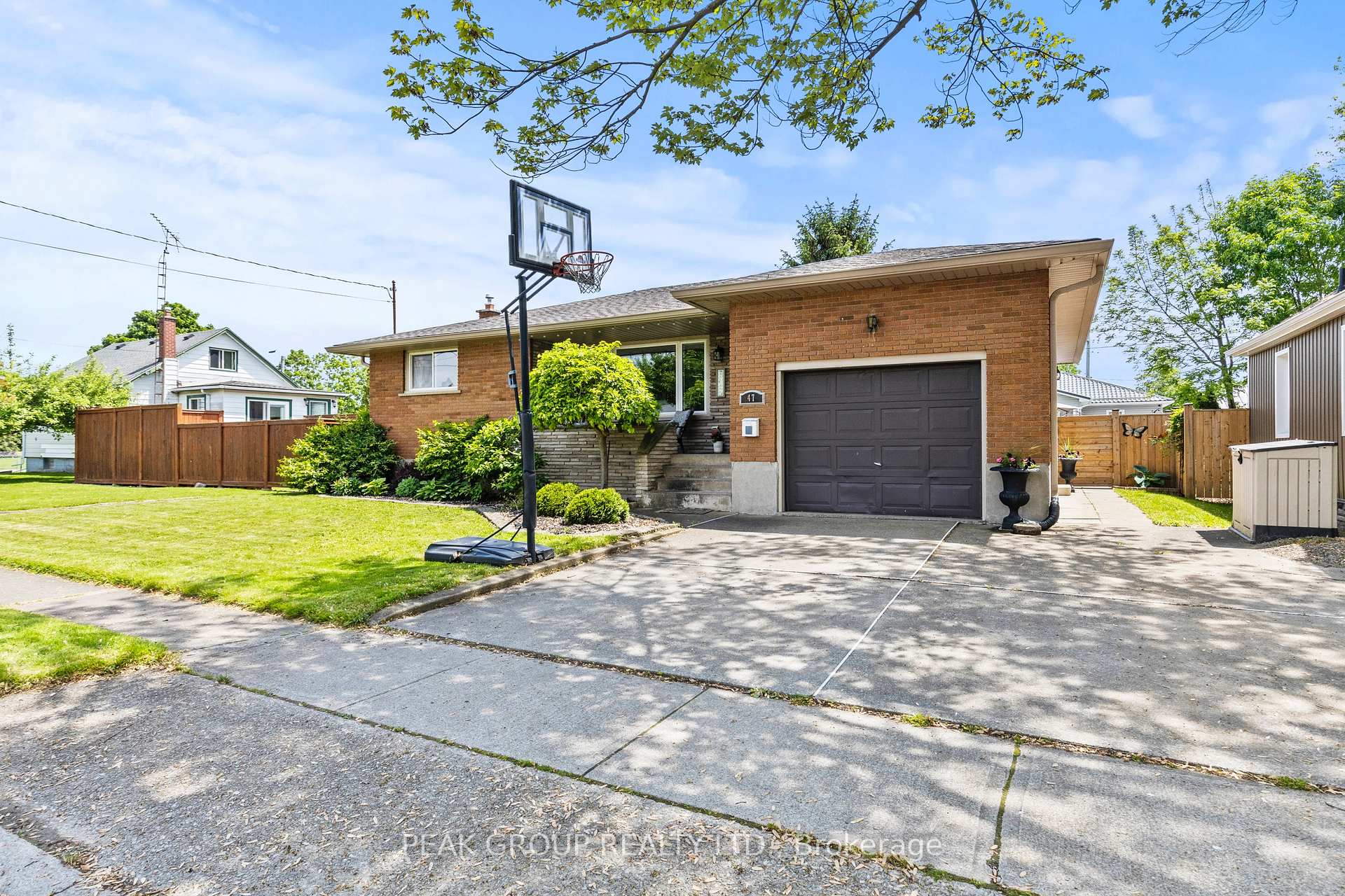 Photo 2 of 47 David Street, Welland, Lincoln/Crowland — HOMEH