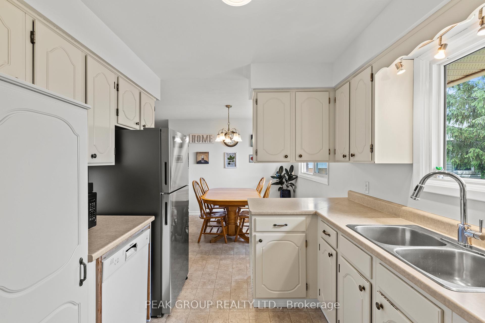 Photo 10 of 47 David Street, Welland, Lincoln/Crowland — HOMEH