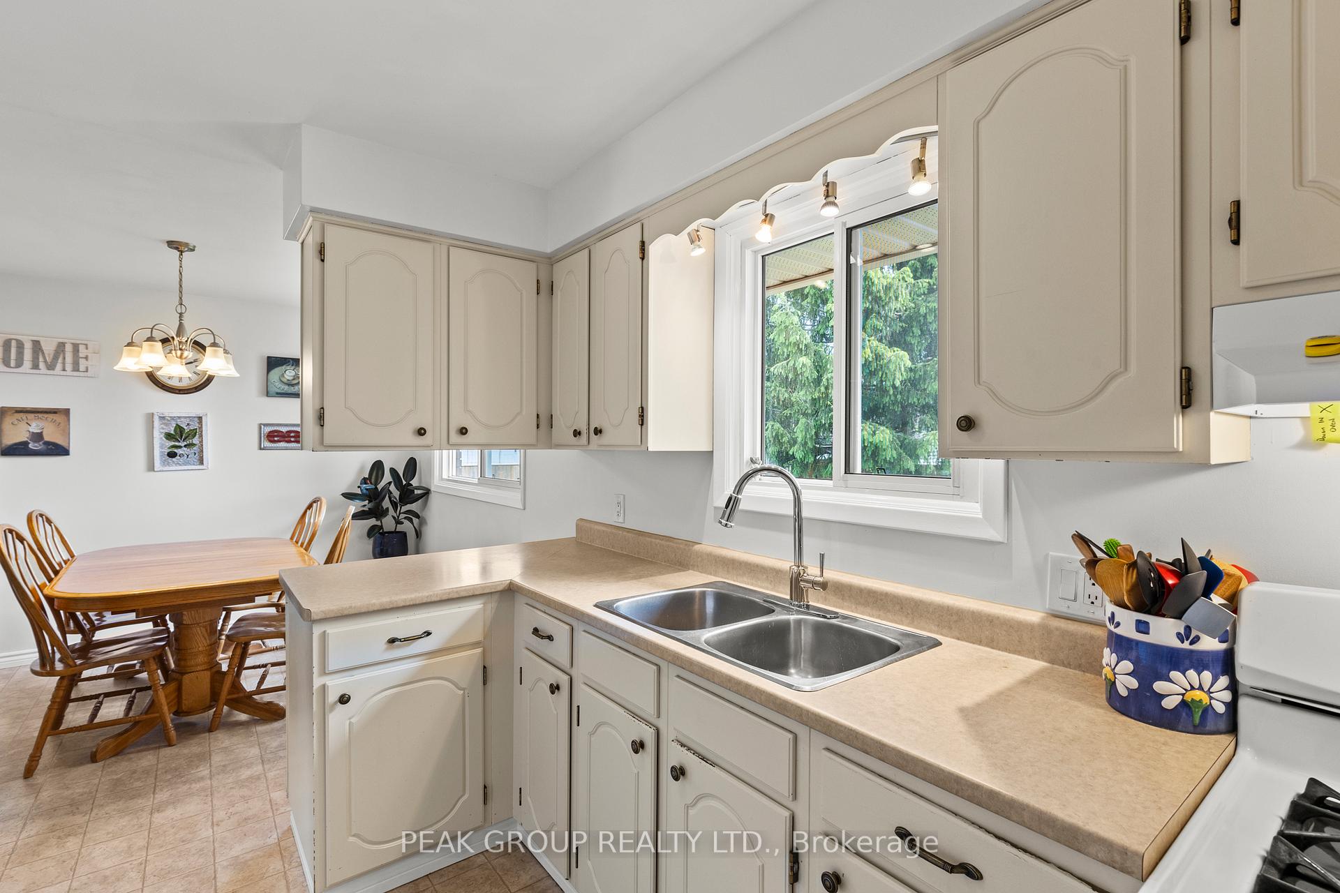 Photo 11 of 47 David Street, Welland, Lincoln/Crowland — HOMEH