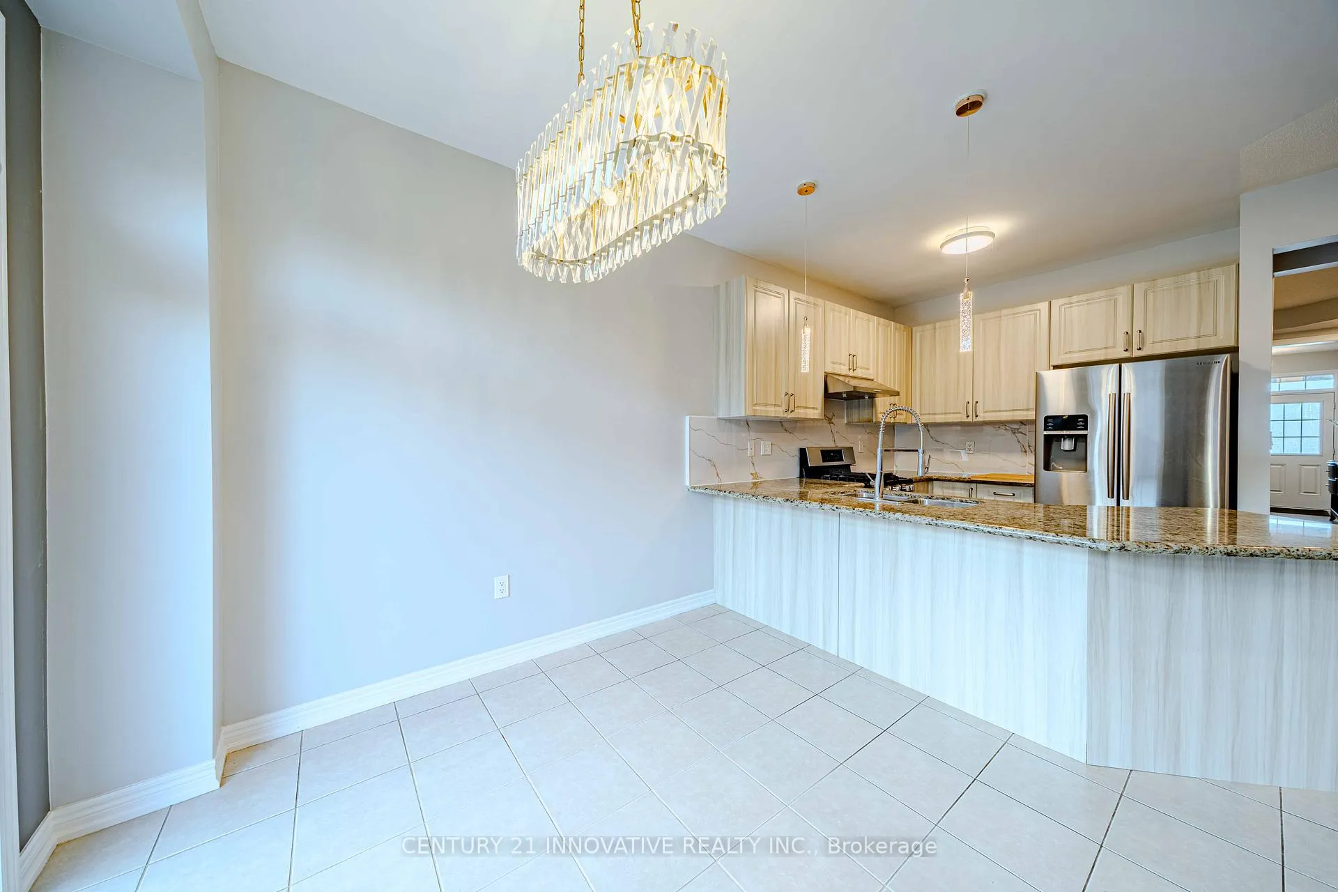 Photo 9 of 72 Killington Avenue, Vaughan, Kleinburg — HOMEH