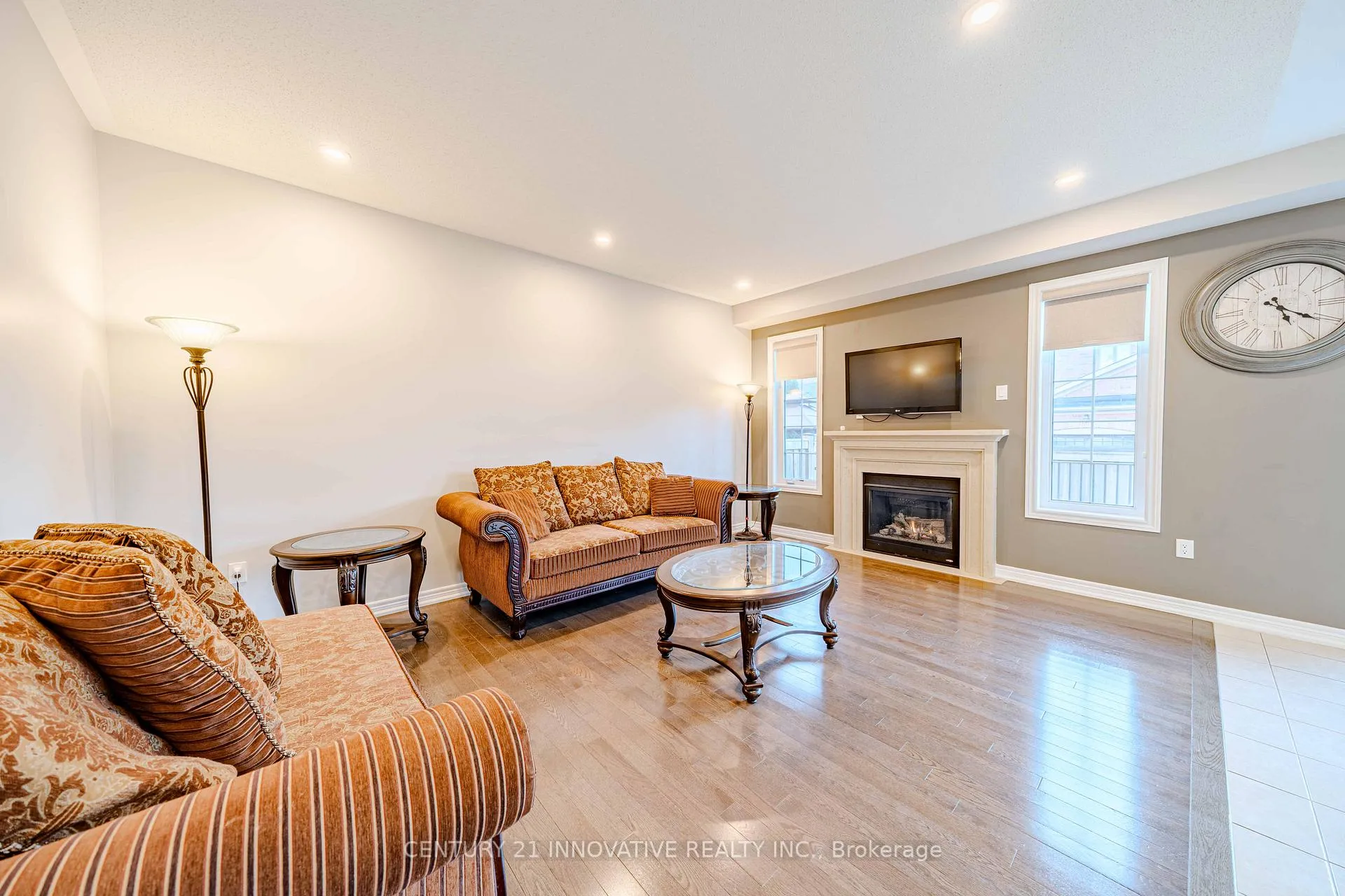 Photo 14 of 72 Killington Avenue, Vaughan, Kleinburg — HOMEH