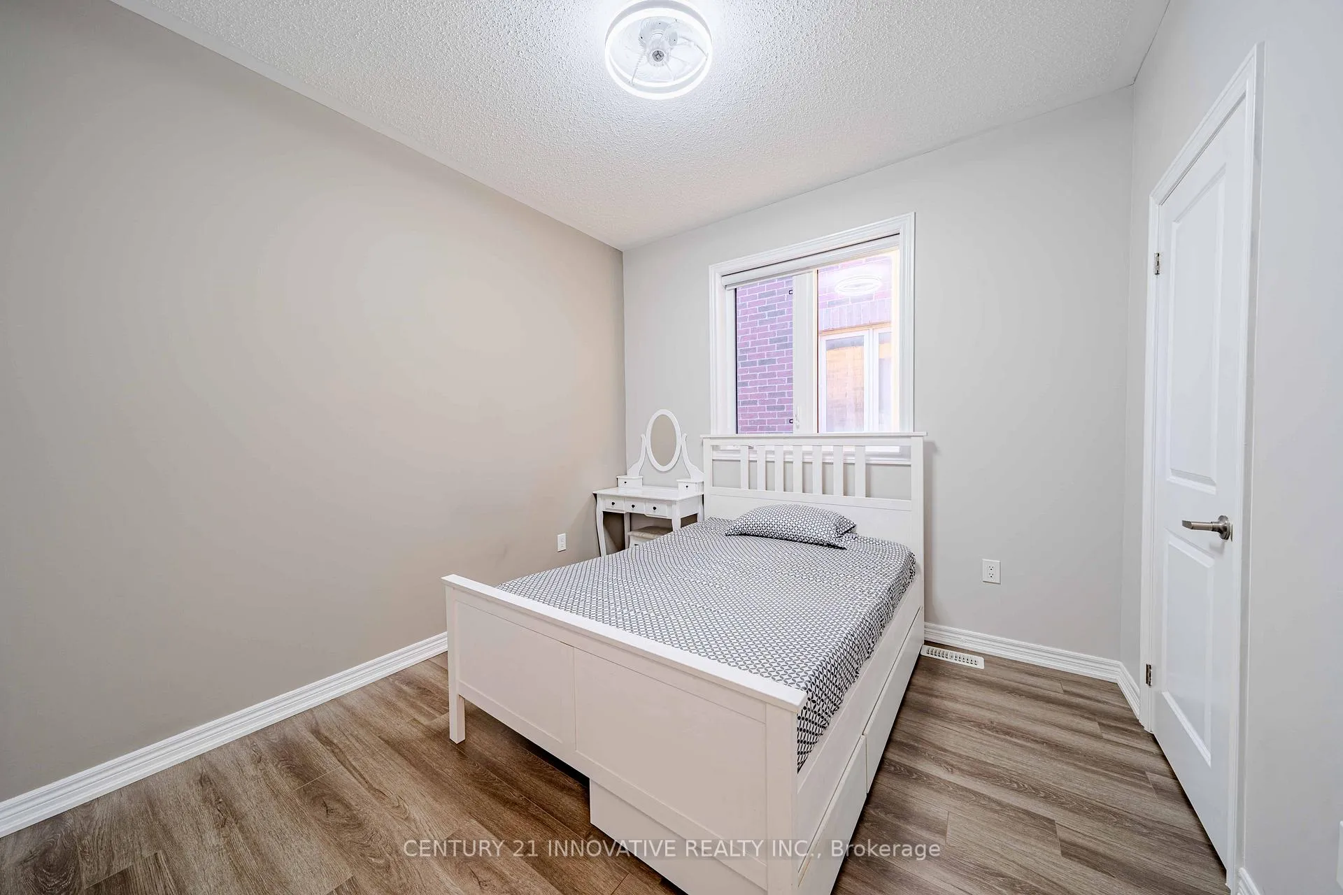 Photo 25 of 72 Killington Avenue, Vaughan, Kleinburg — HOMEH