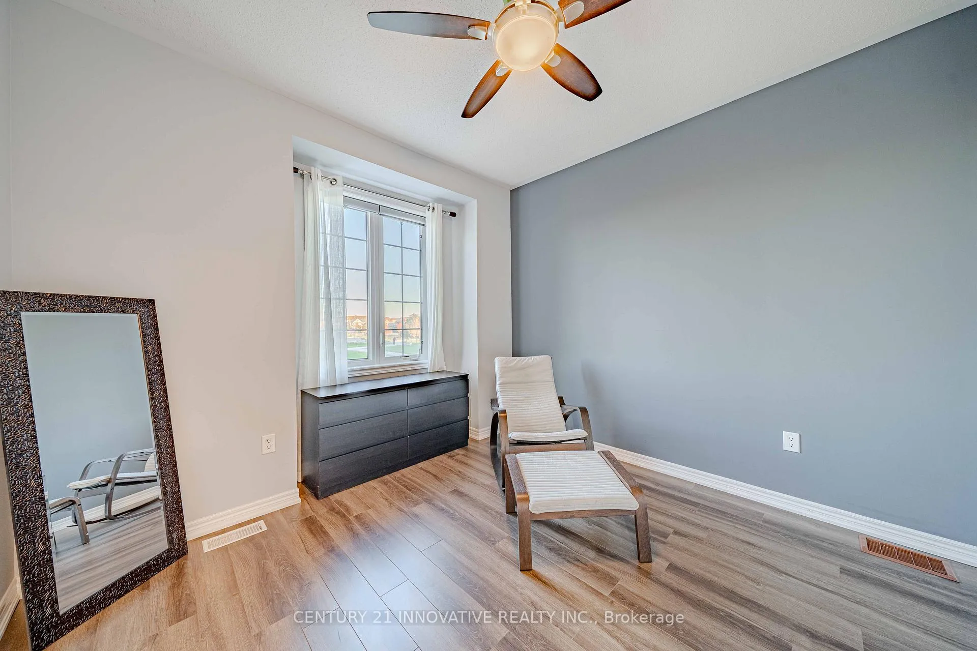 Photo 26 of 72 Killington Avenue, Vaughan, Kleinburg — HOMEH