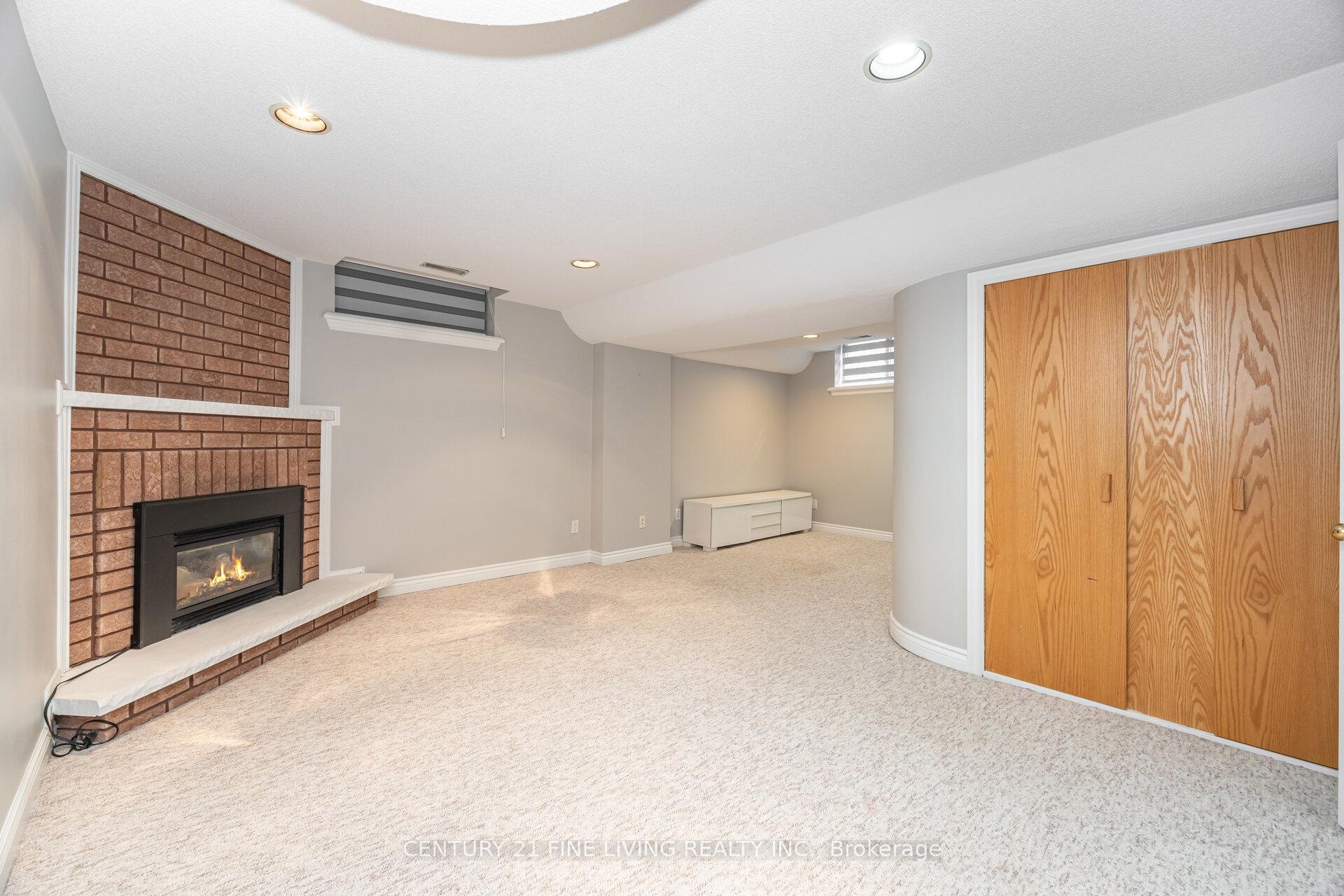 Photo 43 of 91 Wade Gate, Vaughan, Brownridge — HOMEH