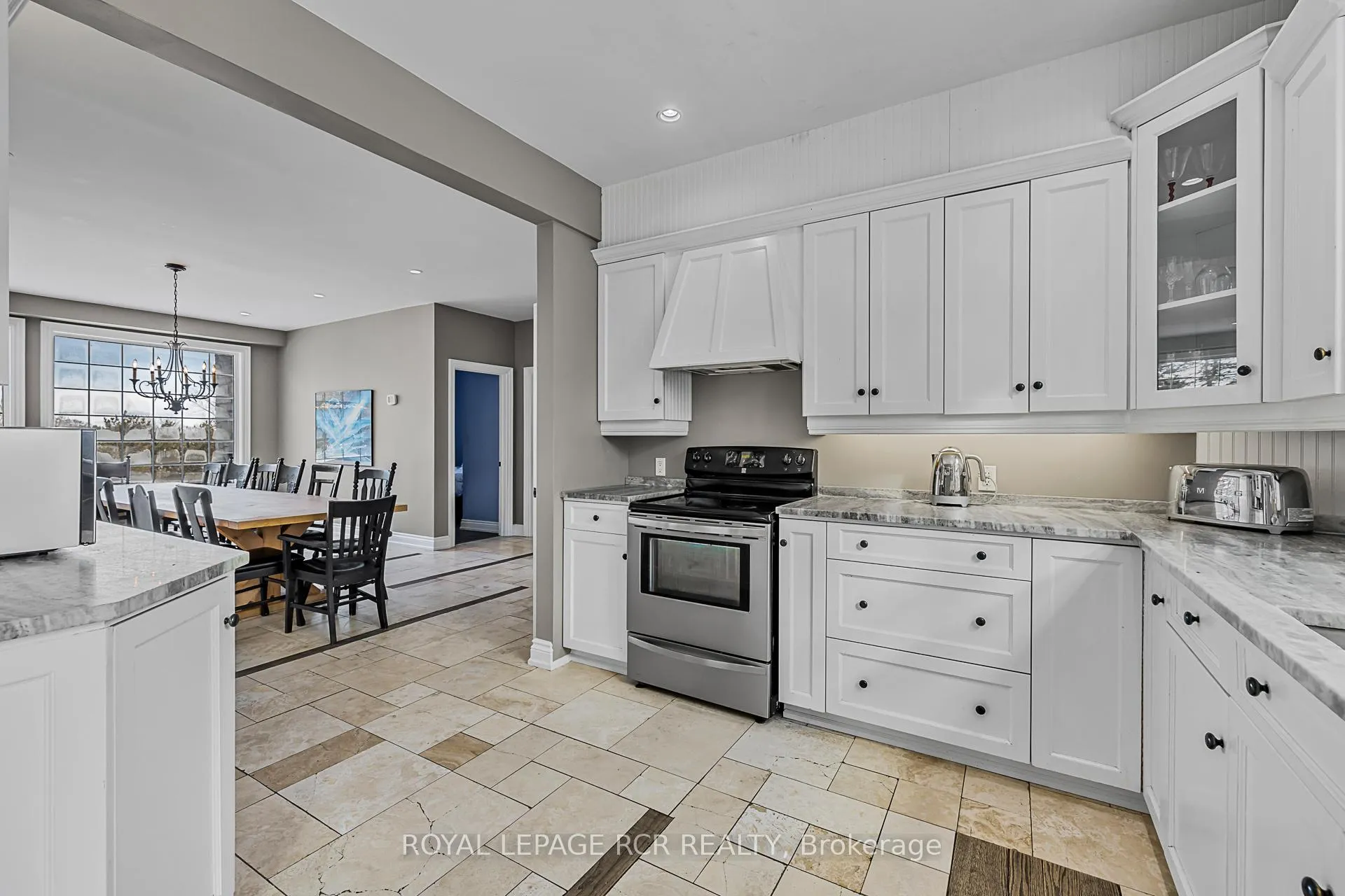 Photo 12 of 3810 Front Street, Uxbridge, Rural Uxbridge — HOMEH