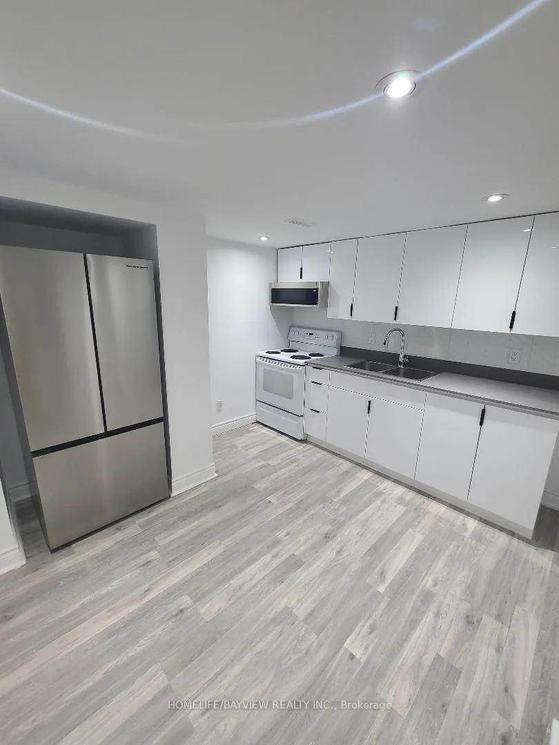 Front of Unit (Bsmnt), 26 Millcroft Way