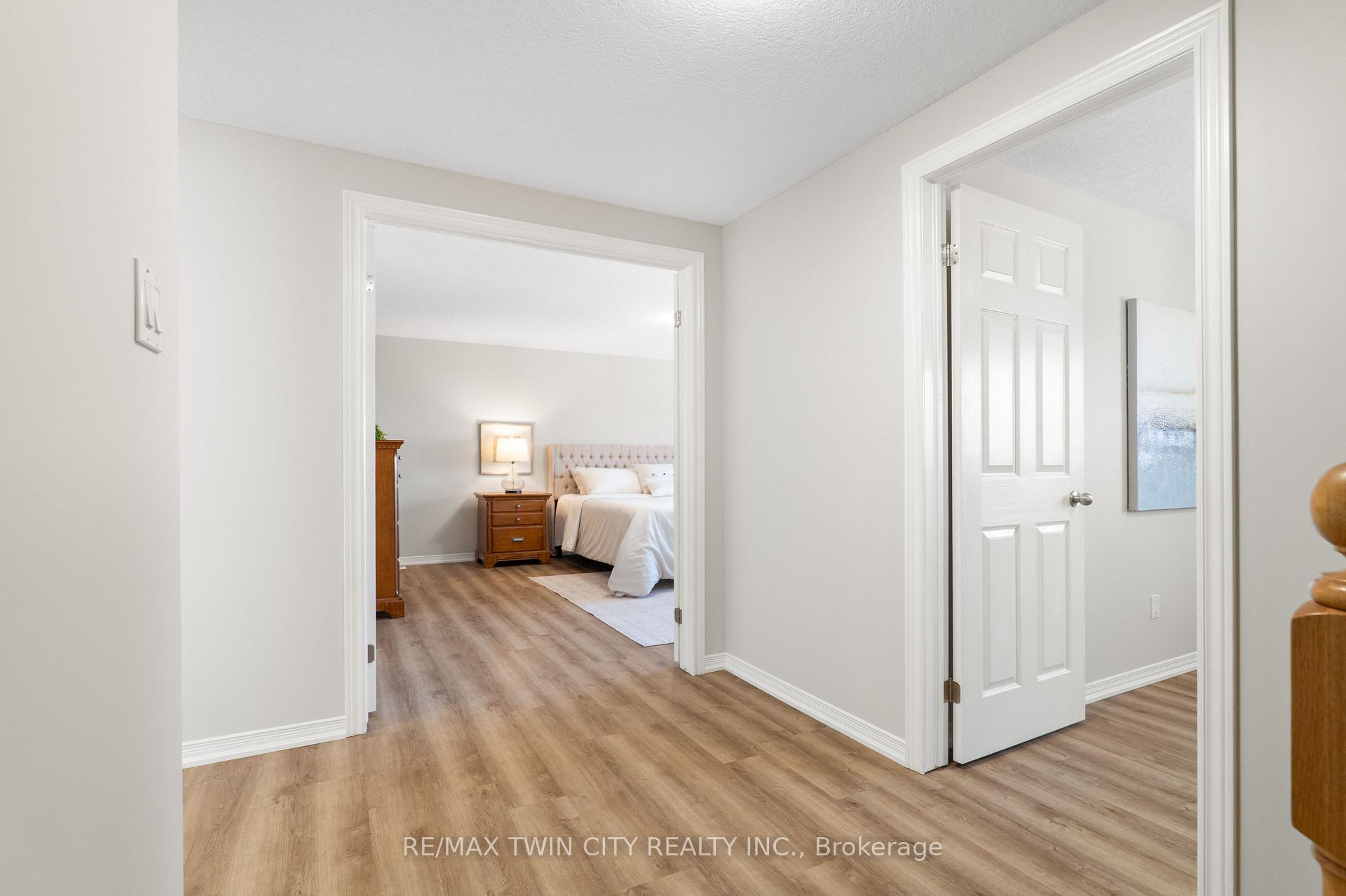 Photo 20 of 167 Bridgewater Crescent, Waterloo — HOMEH