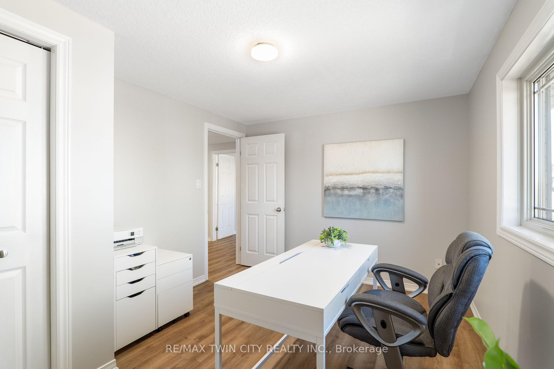 Photo 34 of 167 Bridgewater Crescent, Waterloo — HOMEH