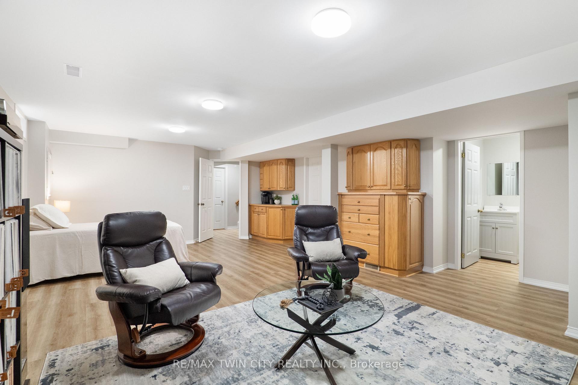 Photo 38 of 167 Bridgewater Crescent, Waterloo — HOMEH