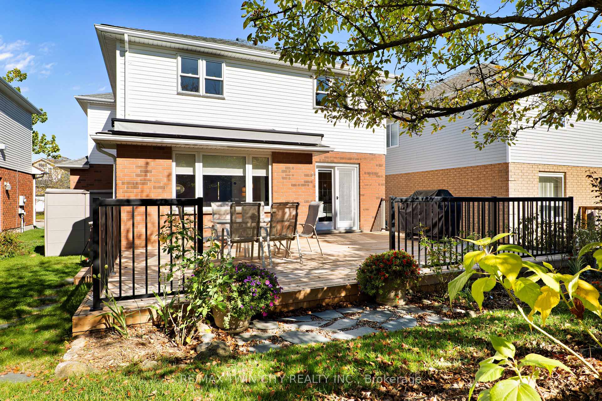 Photo 45 of 167 Bridgewater Crescent, Waterloo — HOMEH