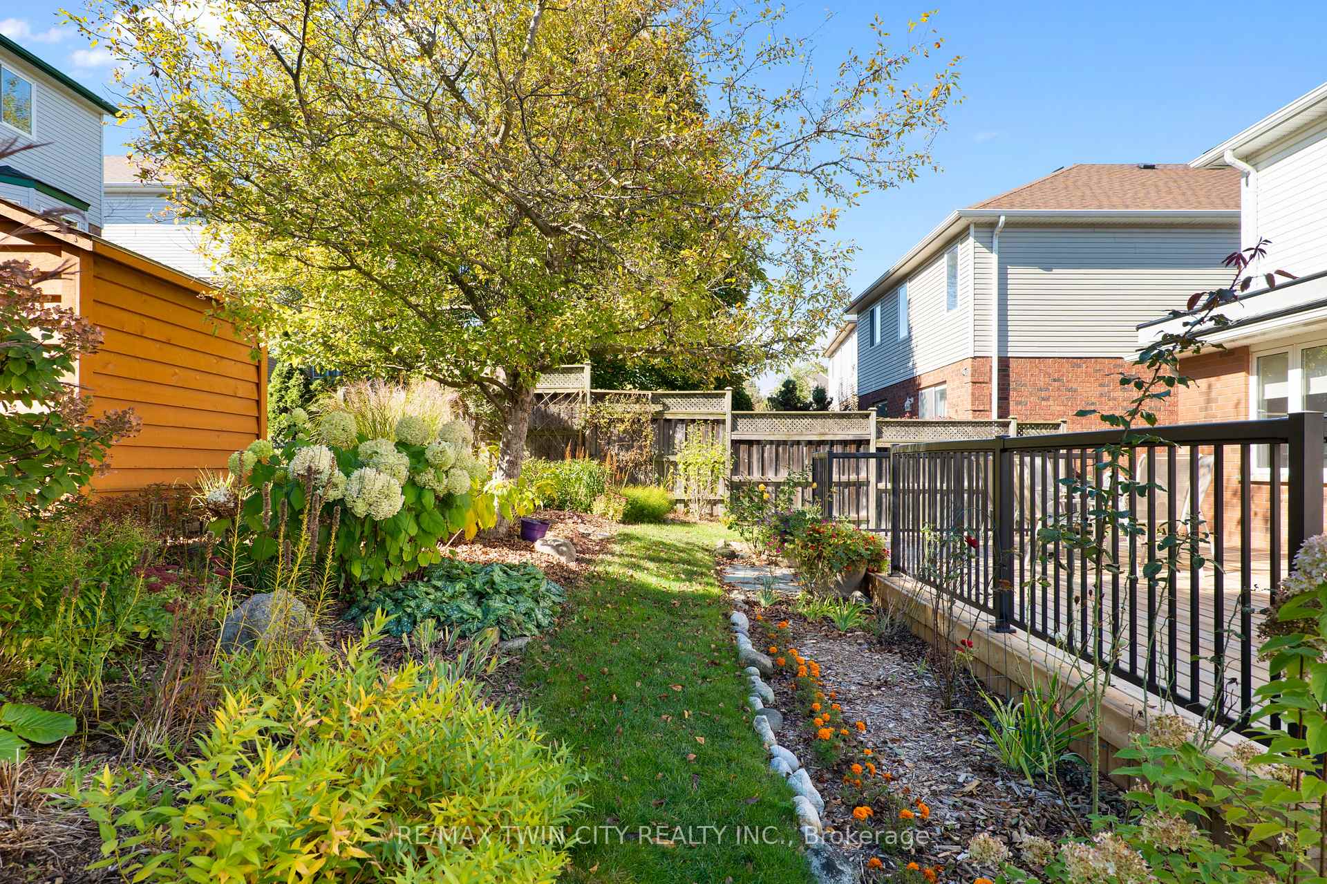 Photo 46 of 167 Bridgewater Crescent, Waterloo — HOMEH