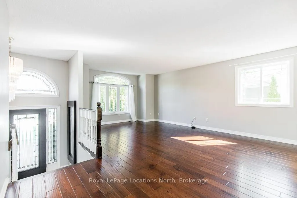 Photo 4 of 88 61ST Street S, Wasaga Beach — HOMEH