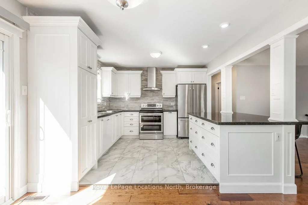 Photo 15 of 88 61ST Street S, Wasaga Beach — HOMEH