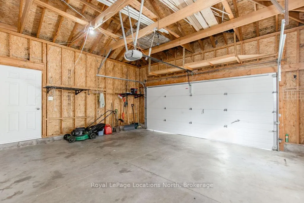 Photo 35 of 88 61ST Street S, Wasaga Beach — HOMEH