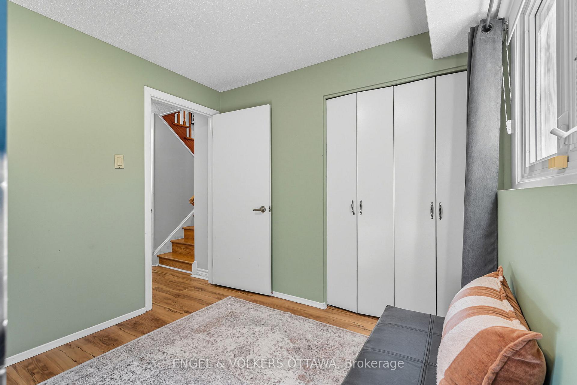 Photo 27 of 1800 Devlin Crescent, Ottawa, Playfair Park — HOMEH