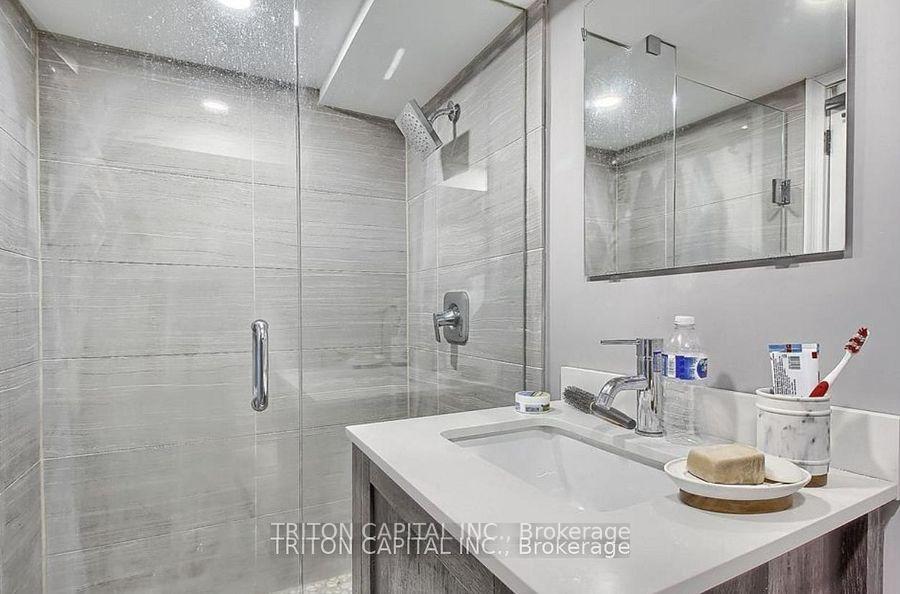 Photo 23 of 34 Napier Street, Vaughan, Kleinburg — HOMEH