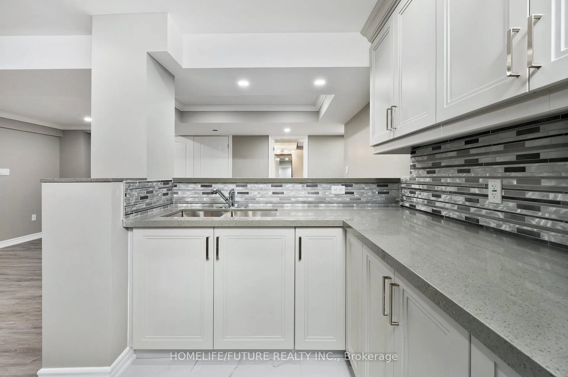 Photo 9 of Unit (Bsmt), 400 Grand Trunk Avenue, Vaughan, Patterson — HOMEH